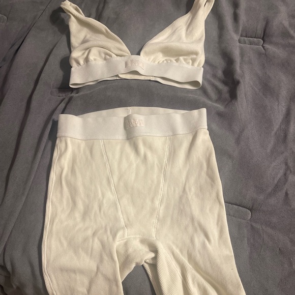 Skims set - Picture 3 of 4